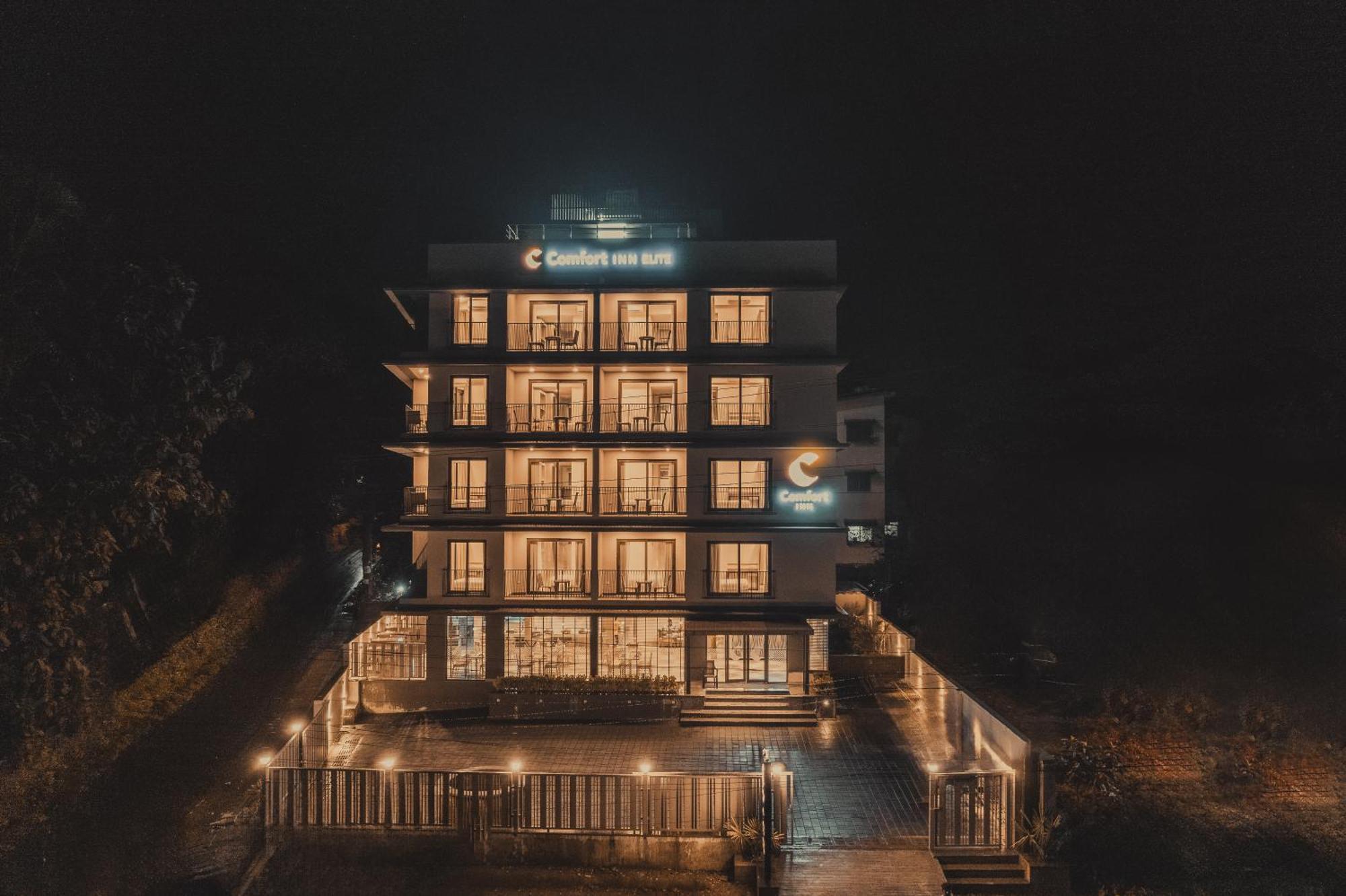 Comfort Inn Elite Jua Zewnętrze zdjęcie