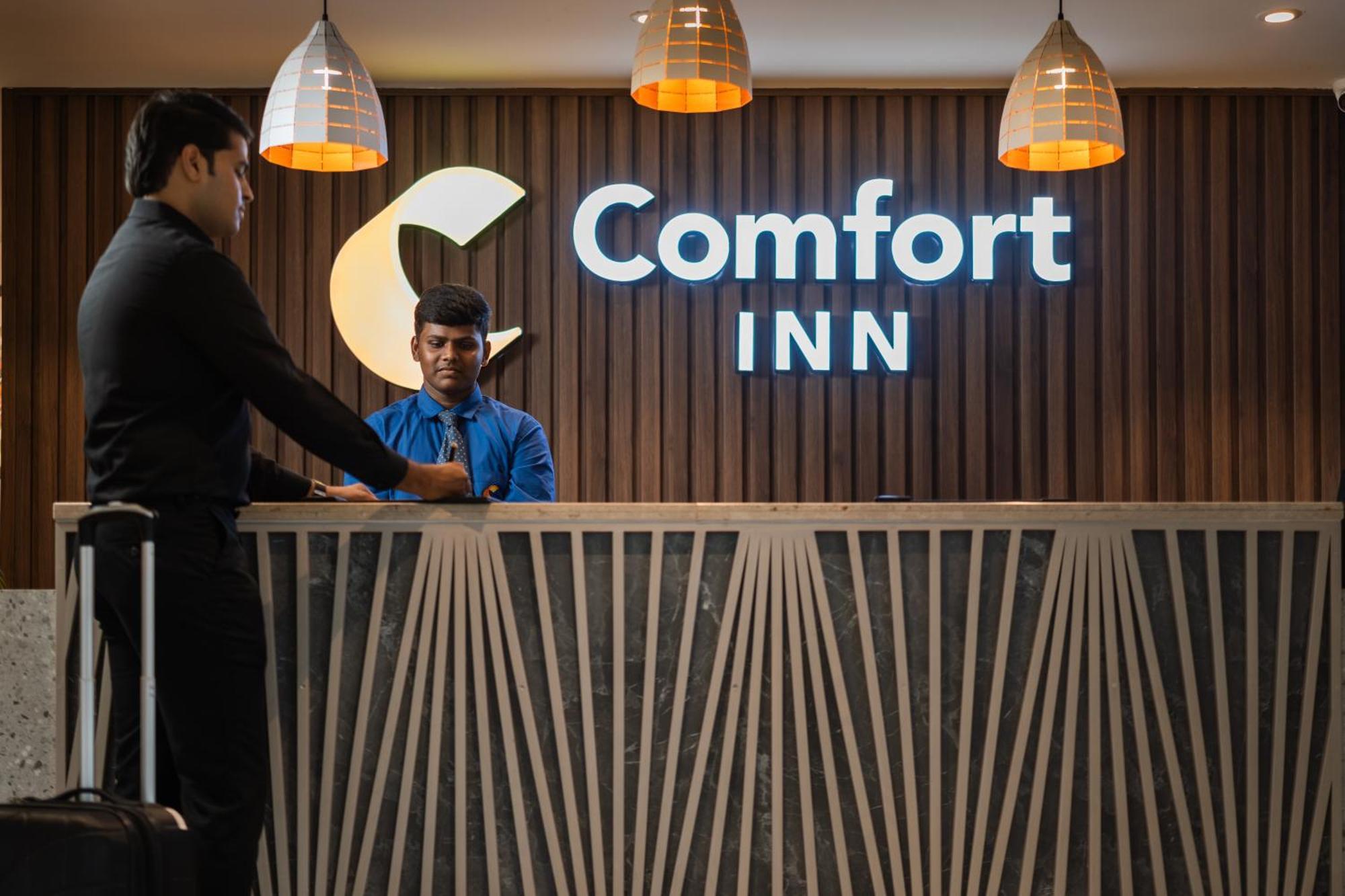 Comfort Inn Elite Jua Zewnętrze zdjęcie